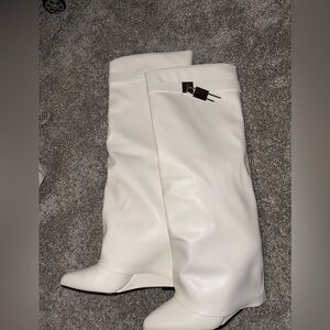 SHEIN White Heeled Boots